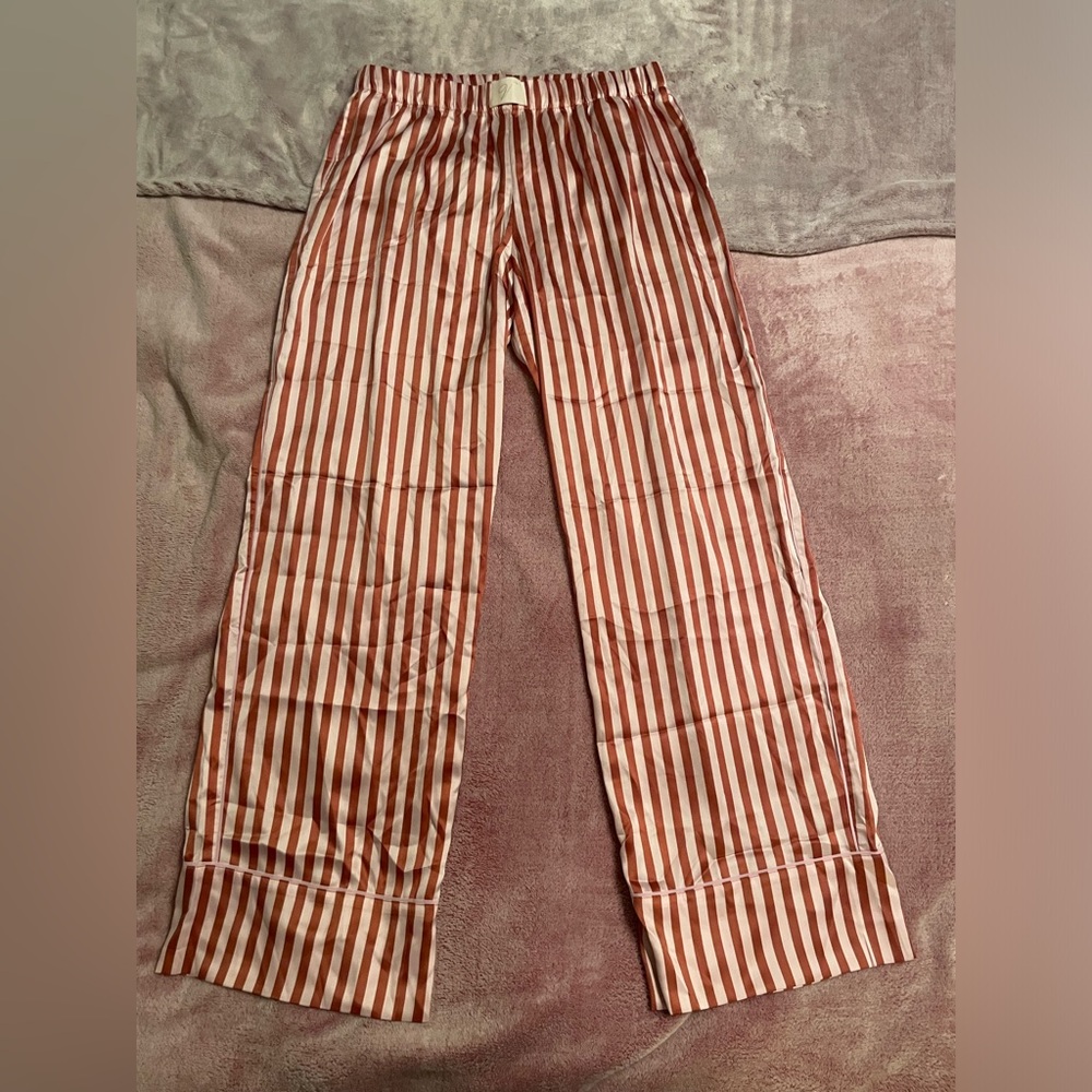 🆕 Victoria’s Secret Wide-Leg Sleep Pants - M